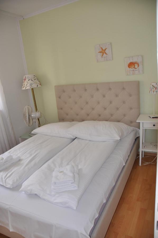 Hotel-Pension Asta Μόναχο Εξωτερικό φωτογραφία